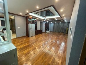 chính chủ cần bán nhanh quỹ ch 1,2,3n 152m giá chỉ từ 10.x tỷ tại dolphin plaza. cam kết thông tin