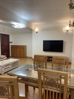 chỉ 6,x tỷ sở hữu ngay căn hộ 98m2- 3ngủ -2vs , tầng trung. c3 nguyễn cơ thạch, mỹ đình