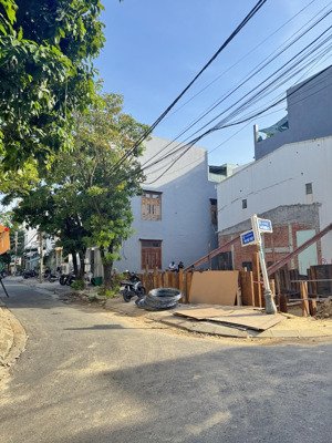 chính chủ gửi bán lô đất mặt tiền đường tôn thất thiệp - vị trí gần châu thị vĩnh tế sầm uất