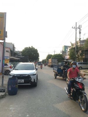 mặt tiền kdc thuận giao 10*30 giá 8,5ty lh 