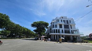 bán tòa nhà 4 tầng góc 2 mặt tiền nguyễn sinh sắc thông thẳng biển nguyễn tắt thành - đà nẵng