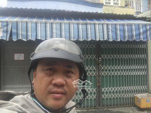 gấp bán ! lưu ý tin thật. - mt đường xe tải tránh- diện tích 127m- phước long b- 8 tỷ