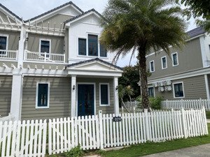 căn góc duy nhất giá 4,6 tỷ - biệt thự song lập novaworld phan thiết- nhận nhà ngay