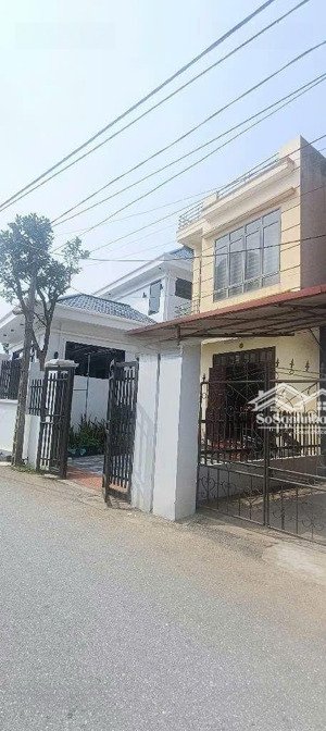 bán nhà đẹp văn giang ô tô vào tận nhà vị trí: ngõ ô tô thông, khu dân cư đông đúc, an ninh tốt,