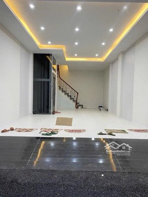 siêu phẩm nhà phân lô vương thừa vũ, 45m, 5 tầng, thang máy, ngõ nông 10m ra phố