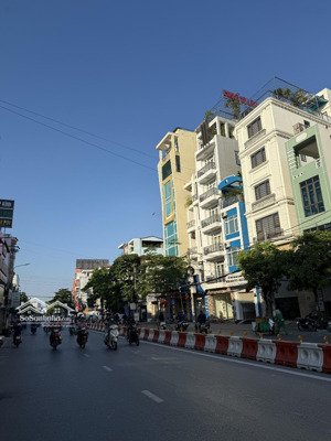 bán gấp nhà mặt phố trần nguyên hãn, 11,2 tỷ, 70m2 x 4 tầng phù hợp vừa ở vừa kinh doanh.