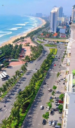 cặp đất đường hồ nghinh , vị trí đẹp . diện tích 200m2 (10x20 ) cạnh tttc quốc tế . giá 65 tỷ