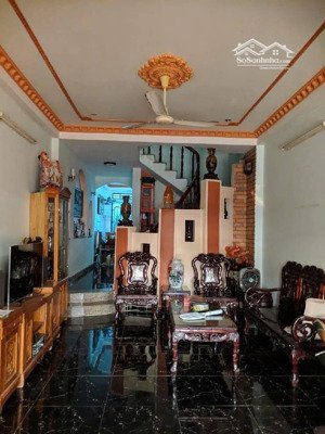 hiếm, lý phục man q7, nhà mặt tiền đường số 1, nhựa 20m , dt 4x22m, 3 tầng, chỉ 11 tỷ nhỉnh.