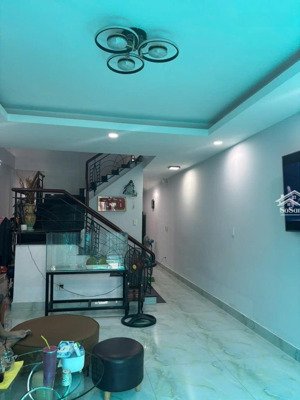 q7 xe hơi ngủ trong nhà, 67m2, 4.2m x 16m, 4 tầng 5pn, hẻm 6m rộng, 30m ra mặt tiền, chỉ 7.5 tỷ tl