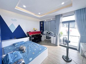 bán nhà 4 lầu đẹp hẻm 10m đ.số 9 69m2 ngang 5.1m ngay nhà thiếu nhi kd sầm uất 8.3 tỷ. 