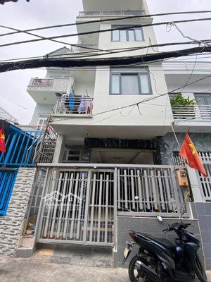 huỳnh tấn phát q7, bán chdv 4 tầng 12 phòng, dt 4.5m nở hậu 4.9x18m, 90m2, hẻm xe hơi, chỉ 9 tỏi
