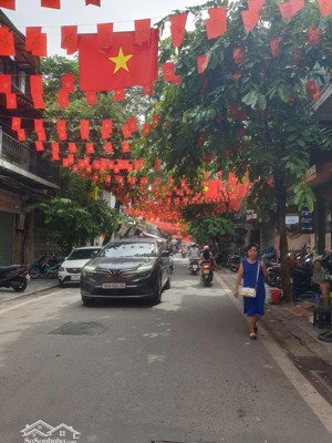 nhà quận long biên- thành công vững như bàn thạch gara oto- kinh doanh- diện tích lớn- giá ước gì