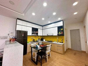 cho thuê cc gia hòa, 10 triệu, 68m2, nội thất full, tiện ích xịn sò
