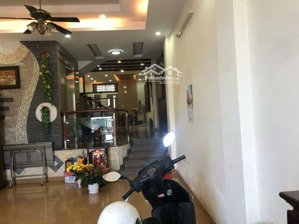 bán nhà 5 tầng mt 2/9 ngay khu nhà hàng tiệc cưới có thang máy giá rẻ