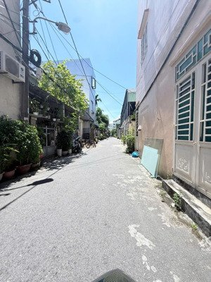 chủ cần bán gấp đất tặng nhà cấp 4 kiệt ngủ hành sơn tpđn