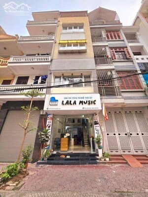 Siêu hiếm phân lô Đỗ Quang – Nguyễn Thị Định ô tô tránh vỉa hè rộng 5 tầng 45m2 kinh doanh sầm uất