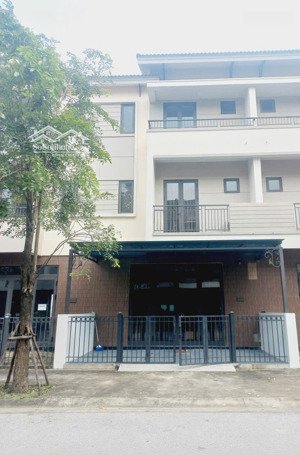 gấp - bán nhà đẹp giá tốt - sẵn dòng tiền đang cho thuê