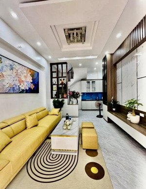 bán nhà gần ngay chợ mơ - minh_khai - ô tô, chợ ngay cổng - 6 tỷ