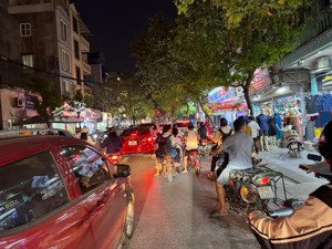 mặt phố ngô thì nhậm - kinh doanh vip nhất hà đông - phô thông - cho thuê 35 triệu cả nhà