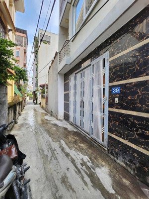 bán nhà mặt ngõ ô tô nhỏ vào xuân đỉnh lô góc cực đẹp tiện ích xung quanh không thiếu gì