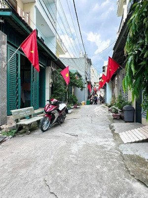 chdv - tây thạnh, tân phú - hẻm 16m - chdv 3 tầng doanh thu 60tr/tháng - 160m2 - 8.6 x 18.2 .