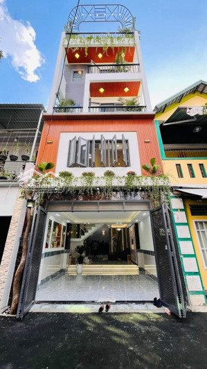 kẹt tiền bán gấp nhà đường trần não, quận 2. đang cho thuê 29triệu/tháng. dt 70m2