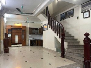 thach bàn .dt 50m 7 triê,u lh. ( zl) cho thuê nhà nguyên căn