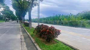 biệt thự mặt tiền thăng long -view sông hàn-240m2- chỉ 15,x tỷ