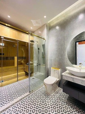 bán nr quốc lộ 13, 80m2, 4pn, 4wc, pháp lý đầy đủ