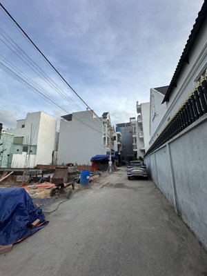 bán lô xd đất thổ cư 100%..hẻm 5m / hiệp thành 07,,đường chùa pháp thạnh..q12..dt:4x18m cn:72,3m