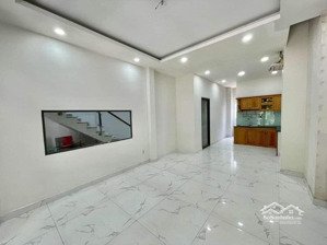 bán nhà 1 trệt 3 lầu - chdv đang khai thác tốt - thu nhập 25tr/tháng