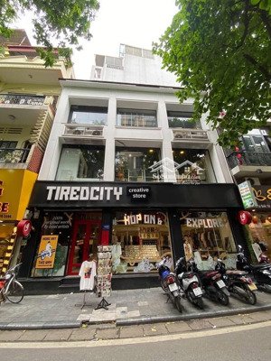 cho thuê nhà mặt phố nguyễn hữu huân, mặt tiền : 5,5m, vị trí cực đẹp, diện tích: 85m2, ổn áp