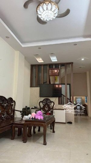 bà triệu- hà đông, lô góc 3 thoáng, ô tô đỗ cửa, dân xây 50m, 5 tầng giá 8.79tỷ lh 