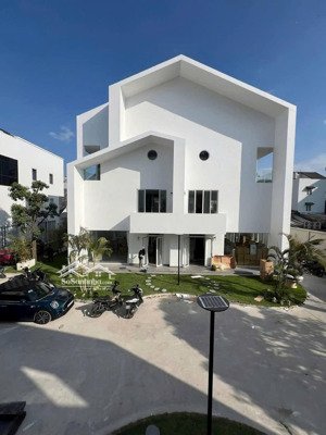 cho thuê villa cao cấp an khánh, 400m2, giá 120tr, trệt, 3 lầu, 6pn, 7wc, tm, sv, hồ bơi, full nt