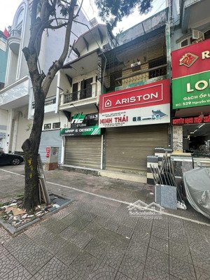 cho thuê nhà mặt phố huế , vị trí đẹp nhất phố