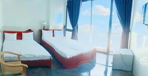 bán nhà 6 tầng 1 tum mặt tiền hoàng hoa thám cách biển nha trang 100m