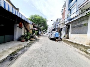 hẻm 6m 2 ô tô tránh nhau thoại ngọc hầu, tân phú chỉ 4.xtỷ