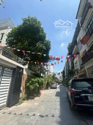 bán nhà nam trung yên cầu giấy phân lô gần big c thăng long 152m 5 tầng. 79.5 tỷ