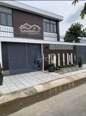 cho thuê biệt thự sân vườn liên phường 12x20m, plb q9