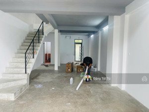 cho thuê shophous lakeview city giá chỉ 22tr/th đã hoàn thiện, thích hợp làm văn phòng.