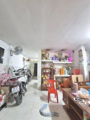 hẻm ôtô lâm văn bền q7- 50m2- 3 tầng- ko qh- giá 3 tỷ nhỉnh