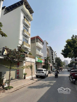 bán nhà vị trí đẹp giá r.ẻ nhất khu vực 43m_giá 6tỷ