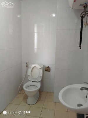 cho thuê chung cư D22 Trần Bình, 72m 2 phòng ngủ, đủ đồ 11,5 triệu
