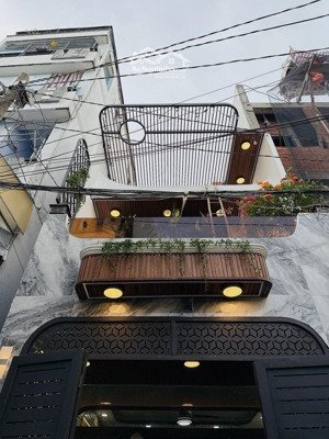 nhà đẹp tân quý - 4x18m - hxh - gần mặt tiền - 6.x tỷ tl