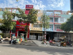 chính chủ cho thuê nhà nguyên căn 4 tầng mặt phố đường na3 bến cát