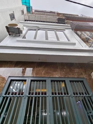 bán gấp nhà trần khát chân: 9,75 tỷ, 5 tầng, 6 ngủ, sổ đỏ 58m, ngõ thông, gần ô tô