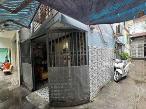 nhà đẹp giá rẻ 2 tầng btct phạm văn chí vào ở ngay chỉ 3.3 tỷ