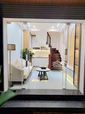 hàng hiếm_20m phố bạch_mai, hbt_5 tầng_3 ngủ_ sổ riêng, không quy hoạch_gần phố chính