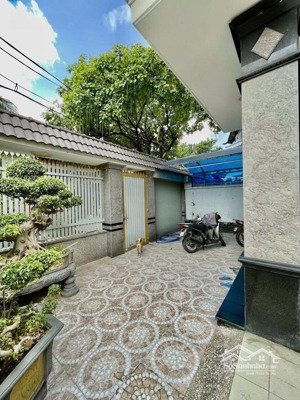 bán biệt thự 4pn, 3wc, giá cực chất 13,8 tỷ, 171m2 tại lê văn khương, hiệp thành, q12, hcm