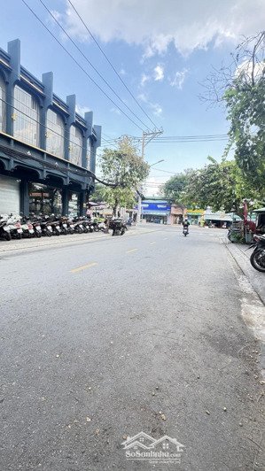 bán chdv quận 7, dòng tiền 800tr/ tháng 165 căn hộ, wc khép kín, hai thang máy , đạt chuẩn pccc